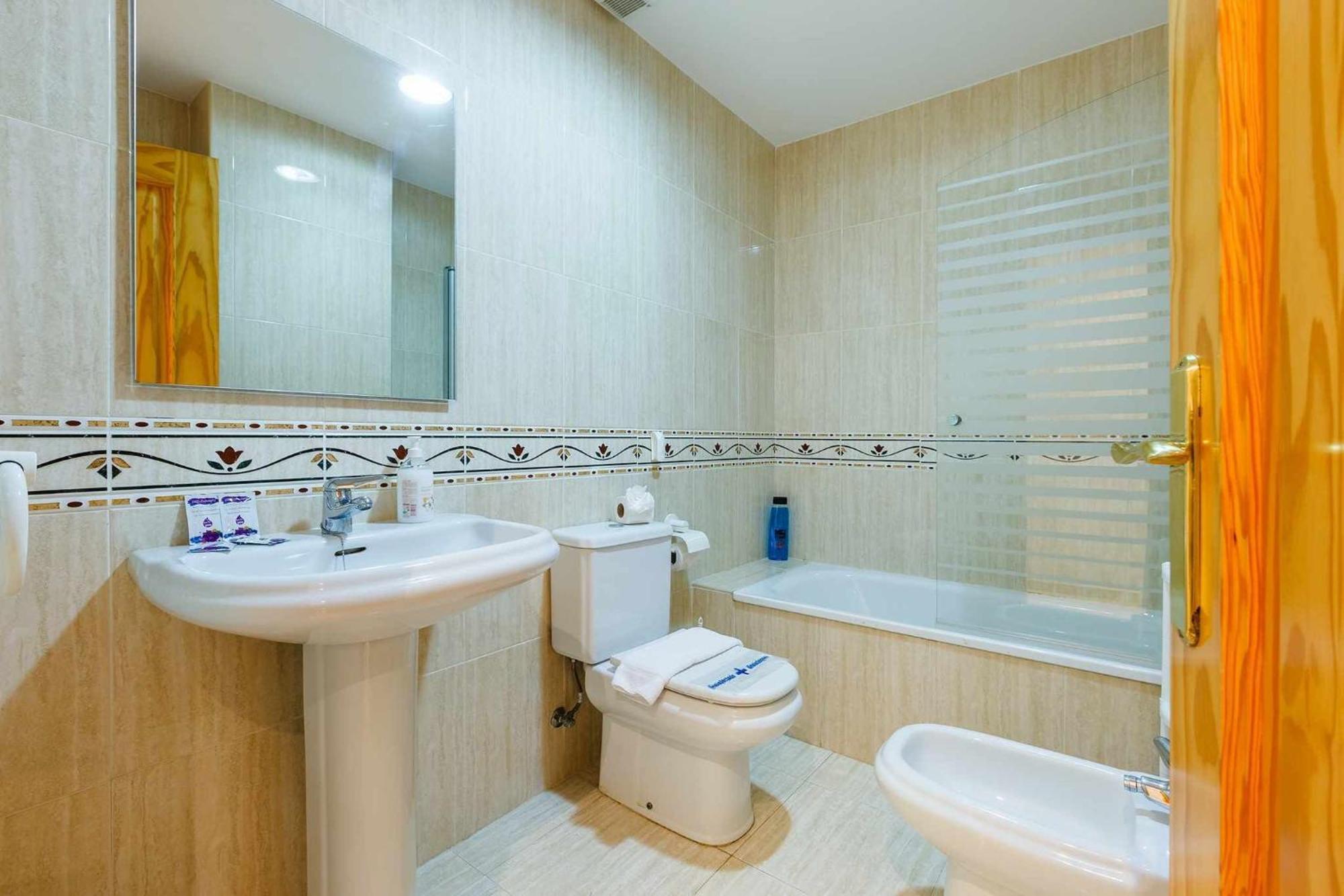 Apartamento Azucarera Playa Torre Del Mar Esterno foto